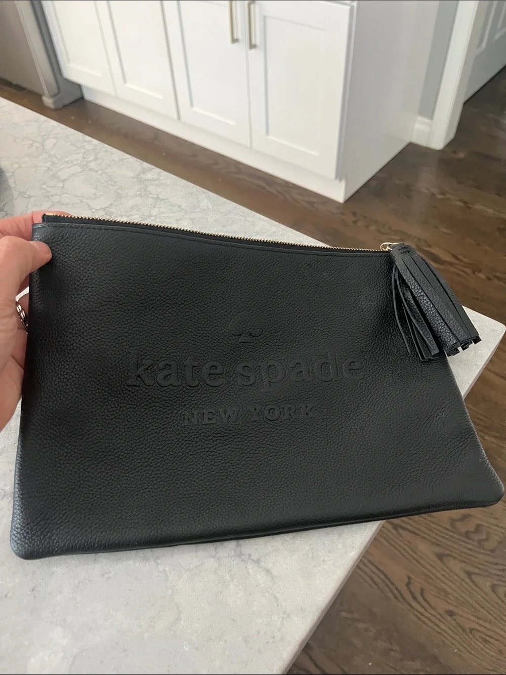 Kate Spade women's black leather clutch/ make-up accessories bag-EUC